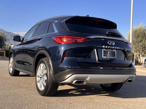 2022 INFINITI QX50 LUXE