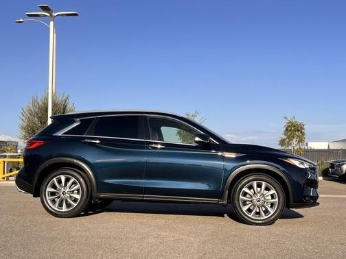 2022 INFINITI QX50 LUXE