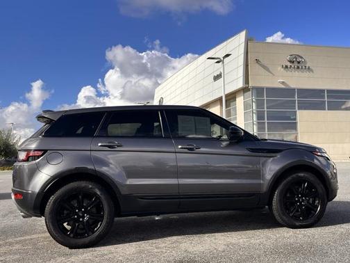 2019 Land Rover Range Rover Evoque SE Premium