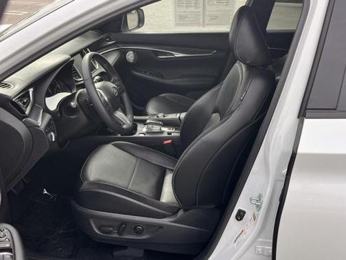 2024 INFINITI QX50 SPORT