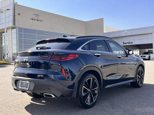 2022 INFINITI QX55 LUXE
