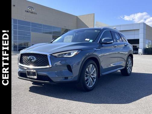 2023 INFINITI QX50 LUXE