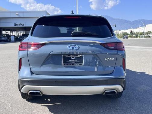 2023 INFINITI QX50 LUXE