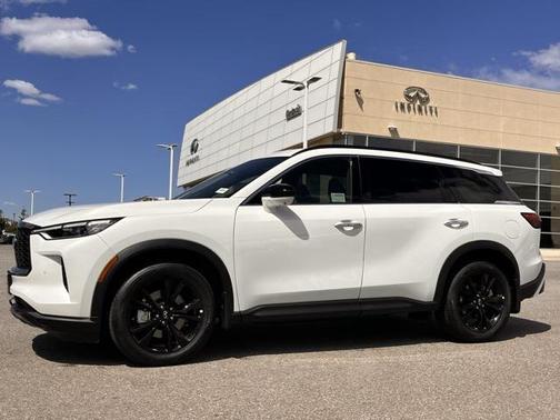 2025 INFINITI QX60 Luxe