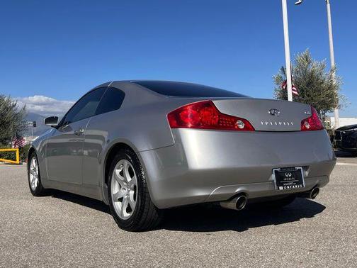 2004 INFINITI G35 Base