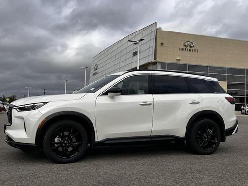 2025 INFINITI QX60 Luxe