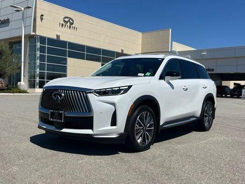 White 2026 INFINITI QX60 LUXE FWD