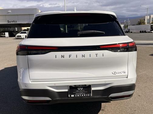 2026 INFINITI QX60 Luxe