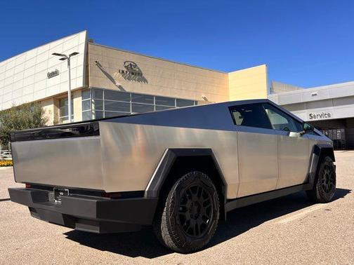 2024 Tesla Cybertruck All-Wheel Drive