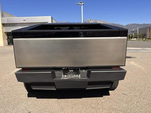 2024 Tesla Cybertruck All-Wheel Drive