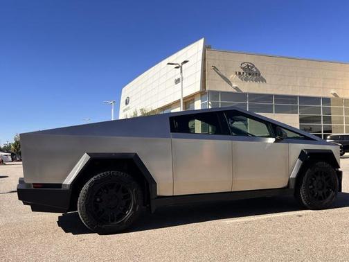 2024 Tesla Cybertruck All-Wheel Drive