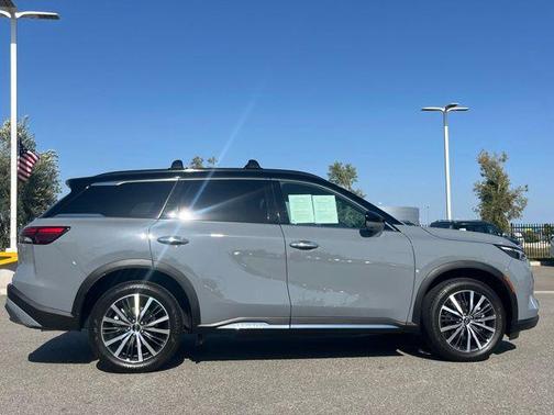 Harbor Gray/Obsidian Black 2025 INFINITI QX60 AUTOGRAPH