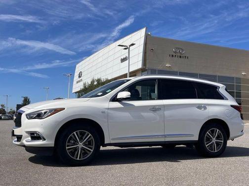 2020 INFINITI QX60 Luxe