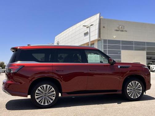 2025 INFINITI QX80 SENSORY AWD