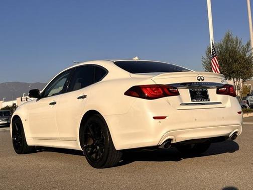 2019 INFINITI Q70 3.7 LUXE