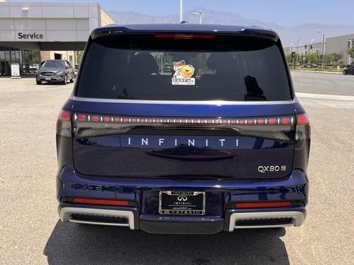 2025 INFINITI QX80 SENSORY AWD