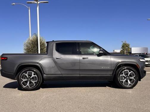 2023 Rivian R1T Adventure