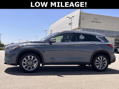 2022 INFINITI QX50 LUXE
