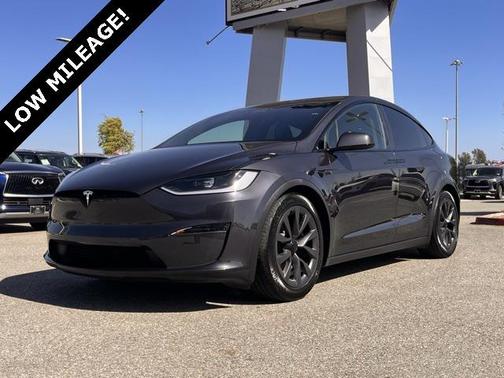 2024 Tesla Model X Long Range