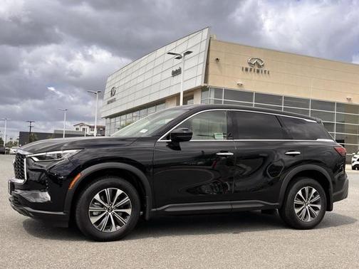 2025 INFINITI QX60 Pure