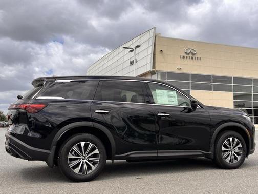 2025 INFINITI QX60 Pure