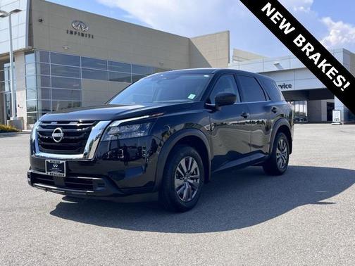 2024 Nissan Pathfinder S FWD