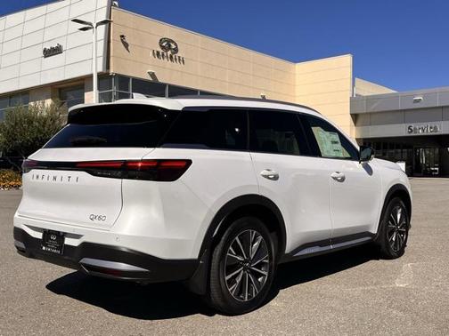 2026 INFINITI QX60 Luxe