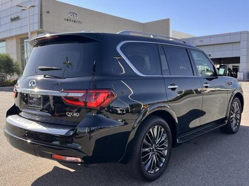 2023 INFINITI QX80 PREMIUM SELECT AWD