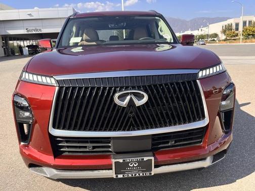 2026 INFINITI QX80 Luxe
