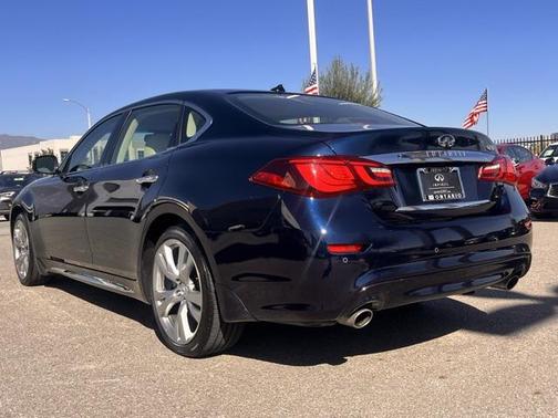 2017 INFINITI Q70L 3.7