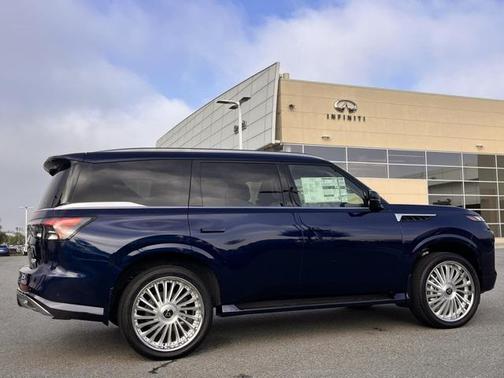 2026 INFINITI QX80 PURE