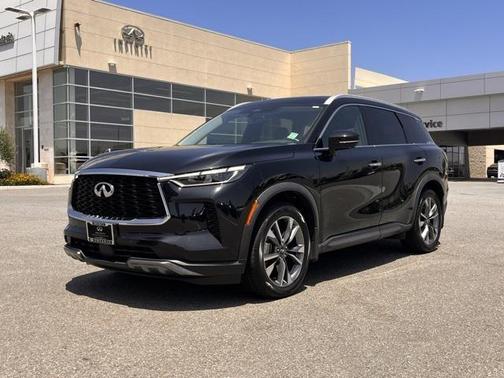 2022 INFINITI QX60 Luxe