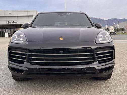 2022 Porsche Cayenne Cayenne E-Hybrid Platinum Edition