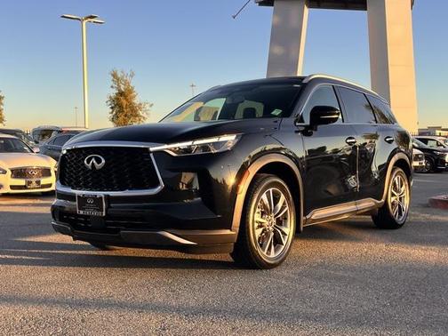 2022 INFINITI QX60 Luxe