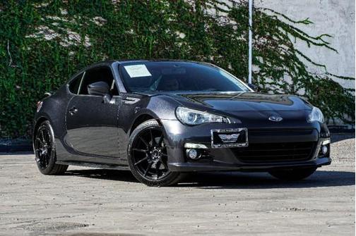 Photo 3 of 21 of 2014 Subaru BRZ Limited