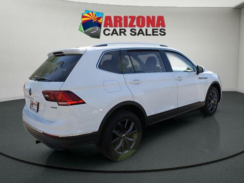 2024 Volkswagen Tiguan 2.0T SE 4MOTION