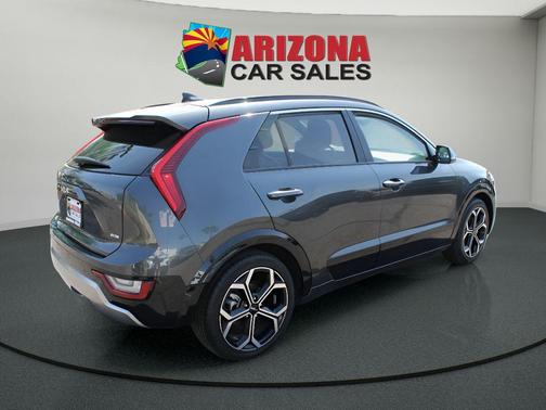 2023 Kia Niro Touring