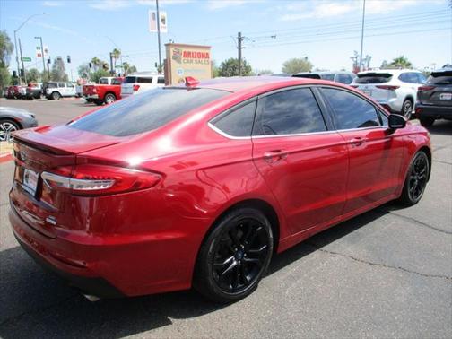 2020 Ford Fusion SE