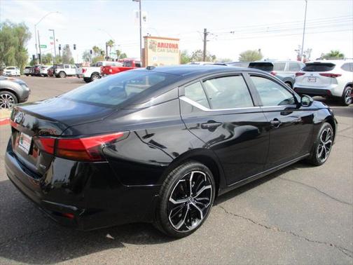 2024 Nissan Altima SR Intelligent AWD