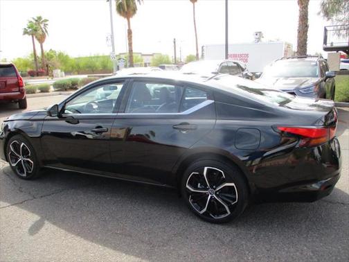 2024 Nissan Altima SR Intelligent AWD