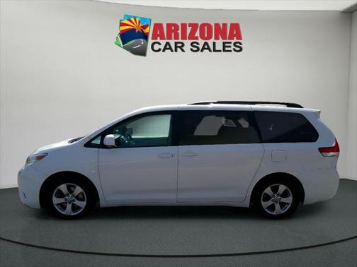 2014 Toyota Sienna LE