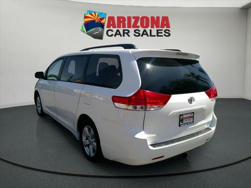 2014 Toyota Sienna LE