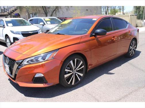 2022 Nissan Altima SR FWD