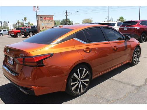2022 Nissan Altima SR FWD