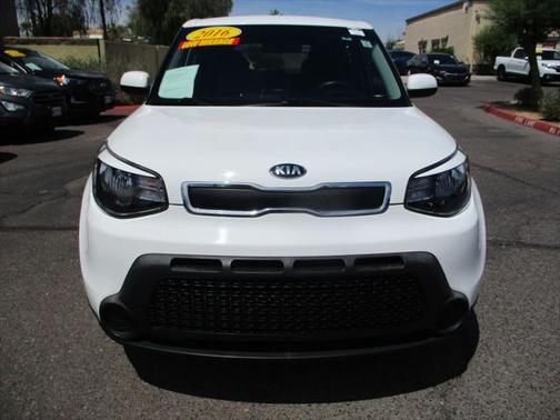 2016 Kia Soul Base