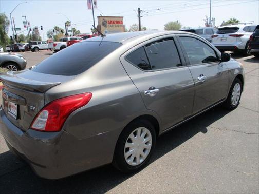 2017 Nissan Versa 1.6 SV