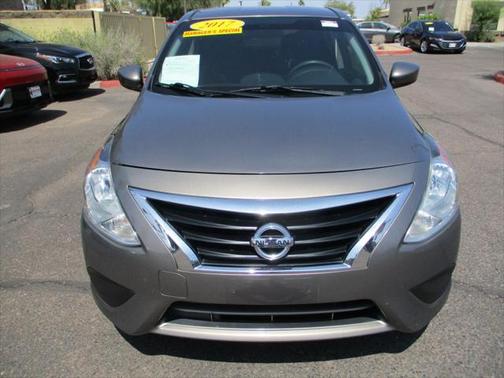 2017 Nissan Versa 1.6 SV
