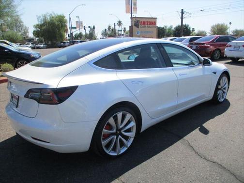 2018 Tesla Model 3 Performance