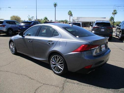 2018 Lexus IS 300 Base