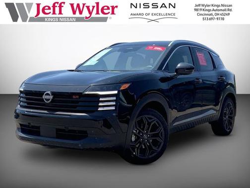 Super Black 2025 Nissan Kicks SR